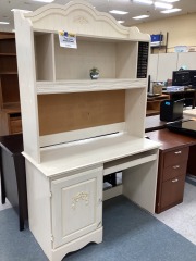 IVORY DESK WTIH BOW SHAPED APPLIQUE