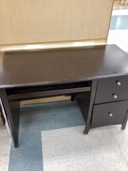MAHOGONY FINISHED 3 DRAWER OFFICE DESK