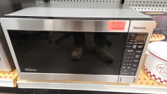 Panasonic Inverter Microwave 1.2 CU ft. NEW