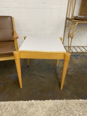 Y2K Brayton Oak Laminate Vara Side Table