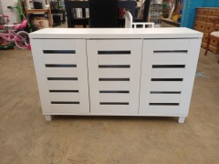 White Cabinet