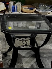 Metal\/Wood\/Glass End Table 2751