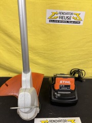 Stihl Weedwacker W\/Batt & Charger
