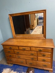 Vintage Traditional Maple Dresser with Mirror