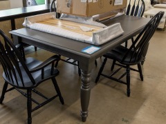 Ethan Allen Dining Table with 2 Leaves