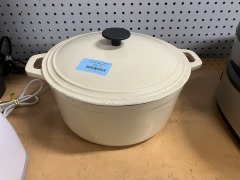 Martha Stewart Enamal Cast Iron Dutch Oven