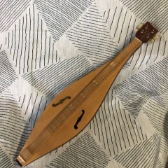 First Act mountain dulcimer