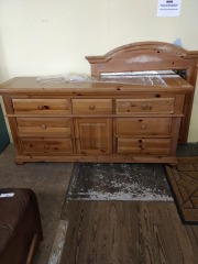 Broyhill Dresser