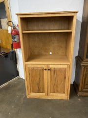 Versatile Solid Wood Cabinet Shelf