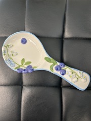 Blueberry ceramic spoon rest