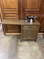 Antique Singer Model 99 Sewing Machine in Cabinet