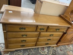 8 Drawer Dresser