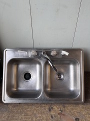 Stainless Steel Sink 33 x 22 1\/2