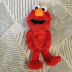 Sesame Street Tickliest Tickle Me Elmo 2018 Tickle my Feet Plush Doll Works!