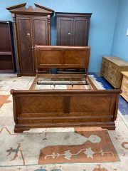Excellent Wood Queen Sleigh Bed-frame