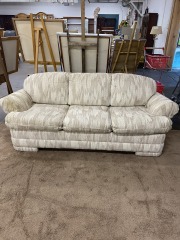 Vintage Tweed Creme Sleeper Sofa (No Delivery)