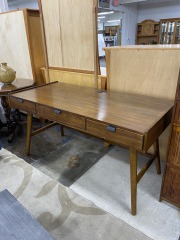 MCM Modern Style Desk