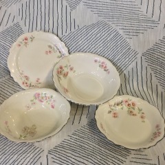vintage Homer Laughlin Virginia Rose dishes set of 4