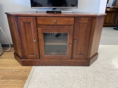 Broyhill Corner TV Cabinet
