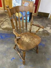 Adorable Rustic Farmhouse Dining Chair