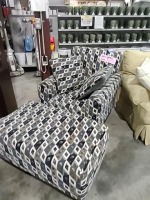 Diamond Pattern Chair & Ottoman      2783