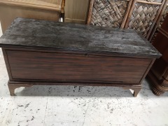Cedar Chest*48\