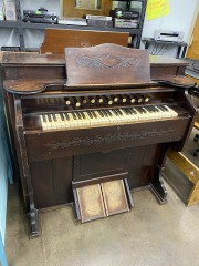 Antique Estey Organ Co. Pump Organ (Working)