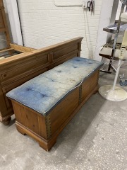 Vintage Lane Cedar Chest with Denim Cushion