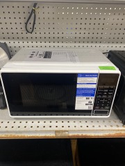 Mainstatys White Counter Microwave