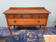 Vintage Carved Chest of Drawers (Needs TLC)