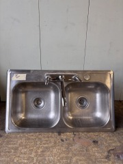 Stainless Steel Kitchen Sink 33\