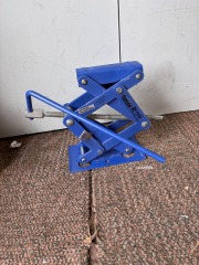 2-Ton Scissor Jack