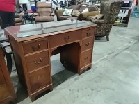 Wood Desk w\/Glass Top       2910