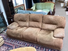 Electric Reclining Couch