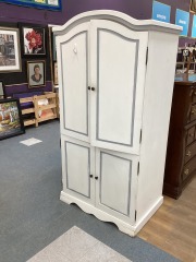WHITE PAINTED 4 DOOR ARMOIRE BOOKCASE