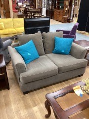 DARK GRAY OVERSIZE LOVE SEAT