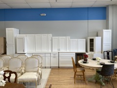 White Shaker 17 pc Cabinets