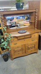 China Cabinet\/Hutch