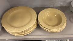 Home Trends Tan Dishes (Set of 10)