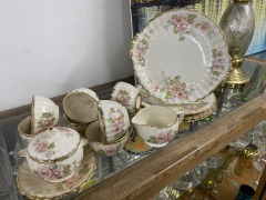 Limoges China Rose Gold Trim China (Set of 16)