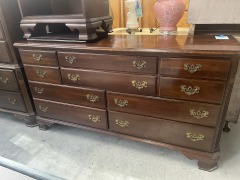 Ethan Allen 10 Drawer Dresser
