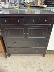 Black American Farmhouse Dresser