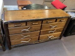 Log Dresser