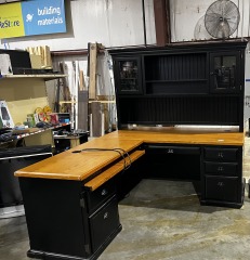 Oak\/Black L Shaped Desk w\/Hutch          2921