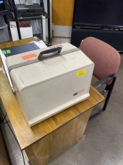 Singer Insta Load 16 16mm Film Projector Bulb & Mother work