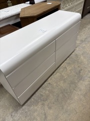 White 6 Drawer Dresser\/curved top