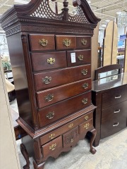 Cherry Wood Chest bof Drawers