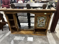 Hutch Top w\/ Stained Glass.         2941