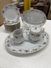 Noritake Secret Love China Set of 16