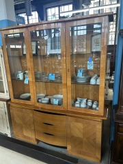 Lacquer Maple Hutch